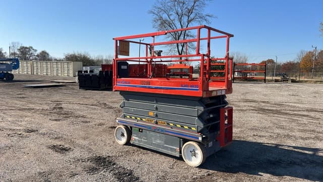 Image of Sky Jack SJ4632 equipment image 2