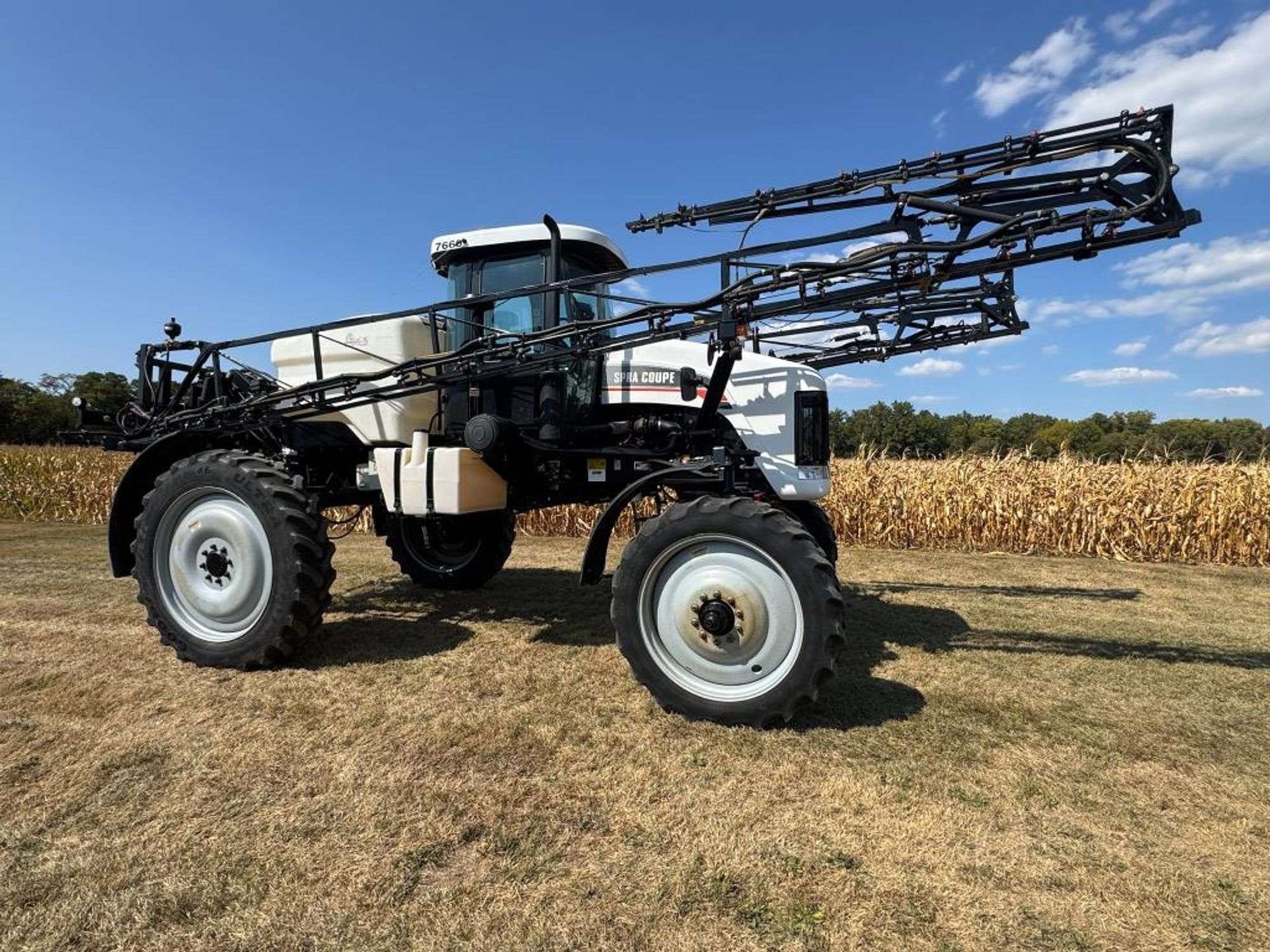 2008 Spra-Coupe 7660 Equipment Image0