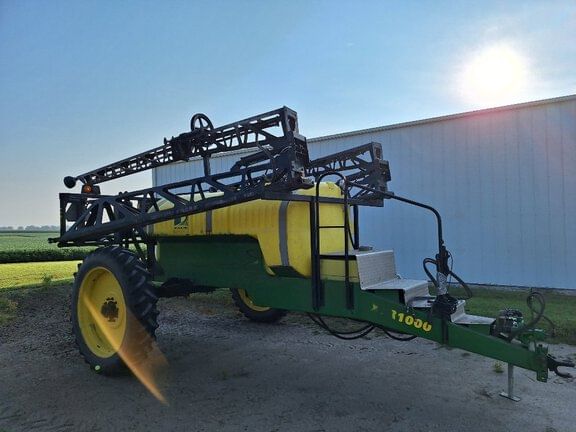 2008 Sprayer Specialties XLRD1000 Equipment Image0