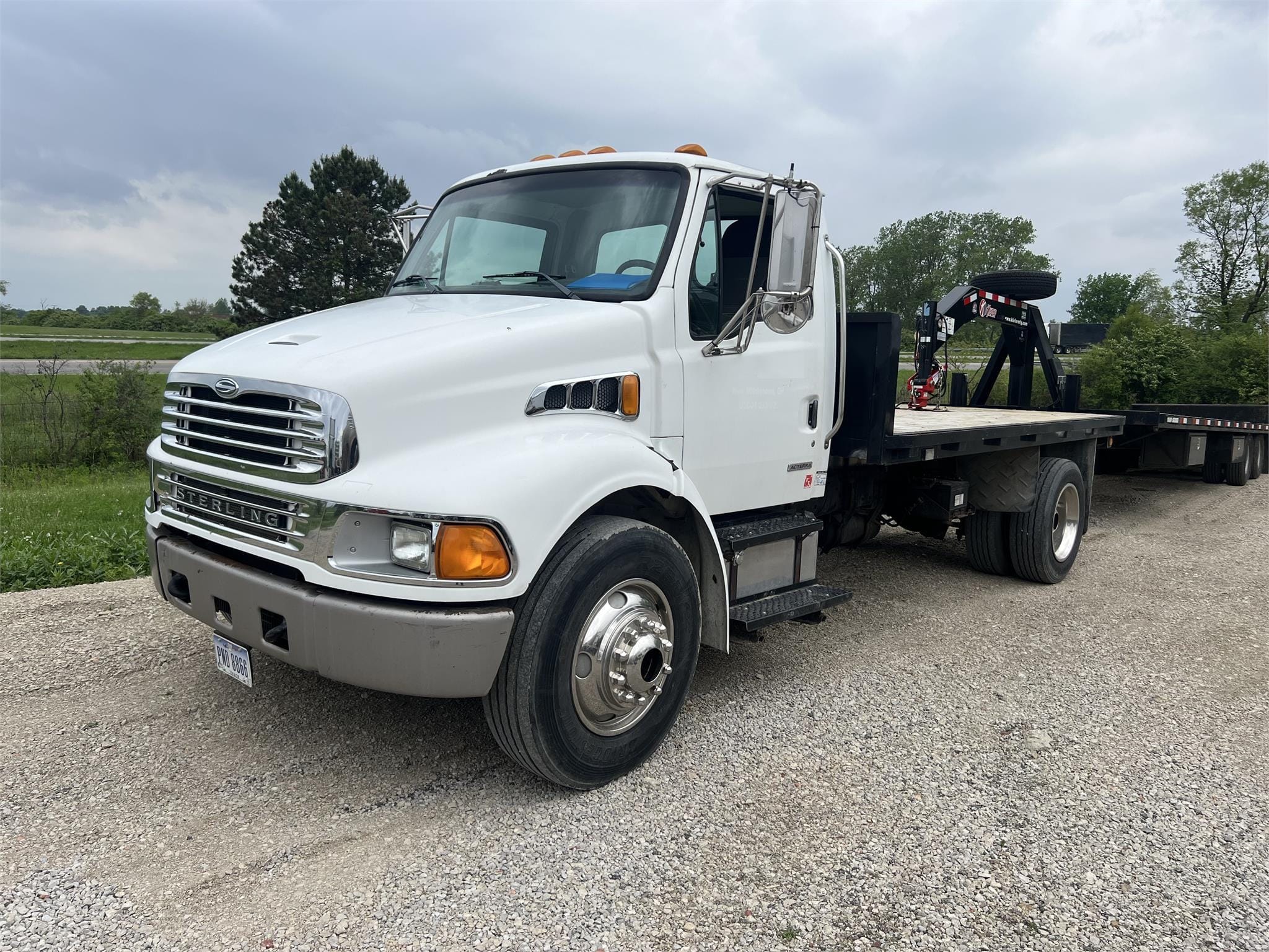 Main image Sterling Acterra