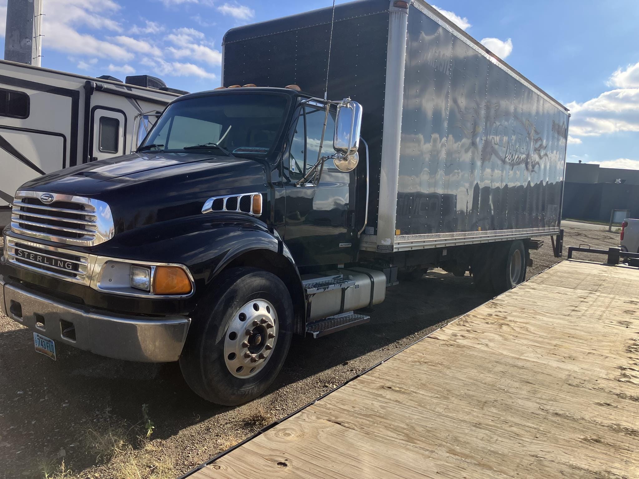 Main image Sterling Acterra