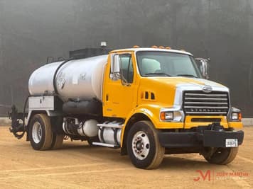 Main image Sterling L7500