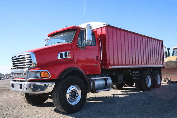 2008 Sterling LT8500 Equipment Image0