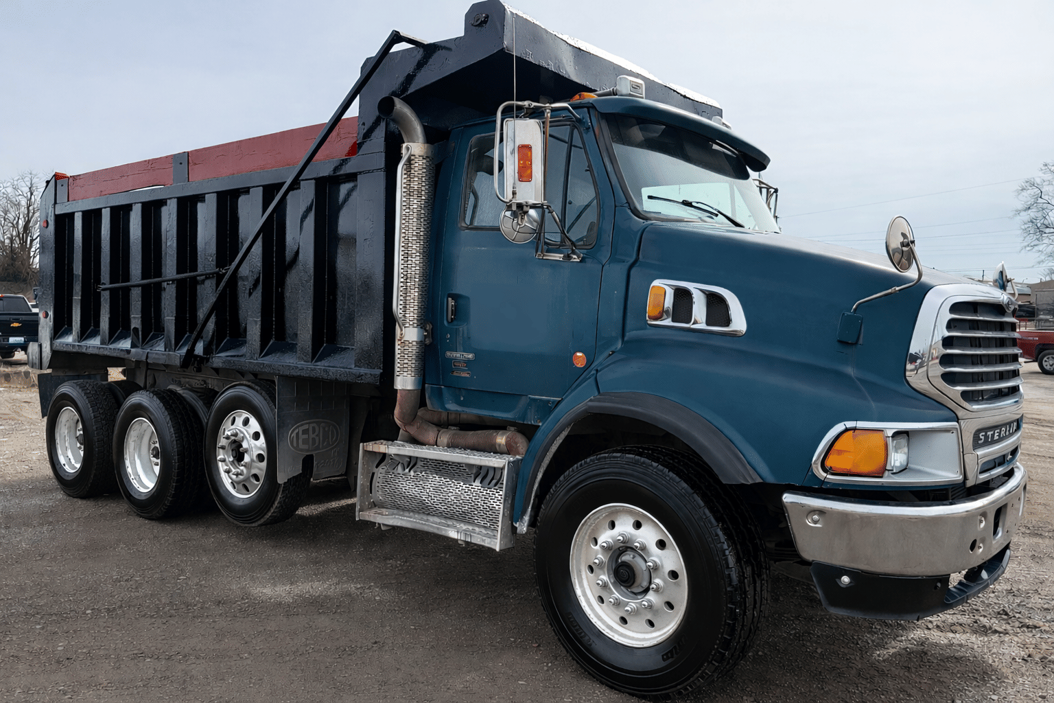 2008 Sterling LT9500 Equipment Image0