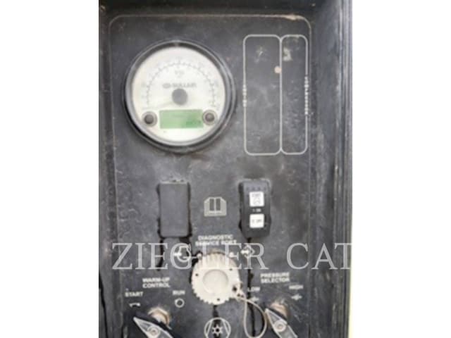 Image of Sullair 375H equipment image 4