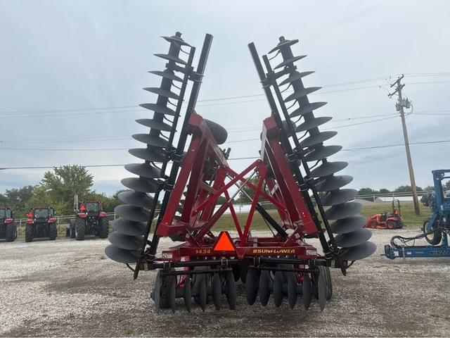 Image of Sunflower 1434-29 equipment image 3