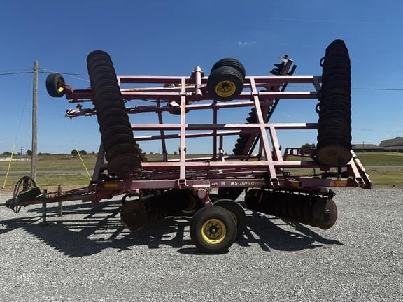 Image of Sunflower 1444 equipment image 1