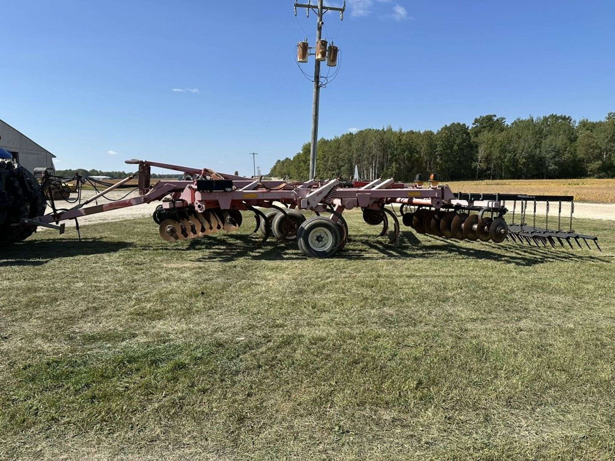 2008 Sunflower 4511 Equipment Image0