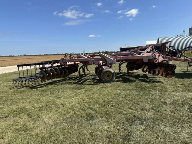 Image of Sunflower 4511 equipment image 4