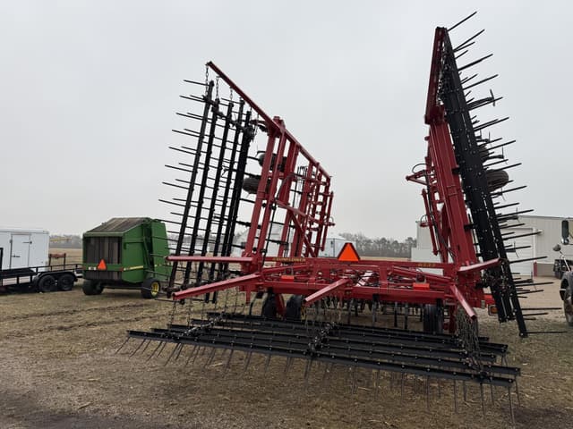 Image of Sunflower 6333-34 equipment image 4