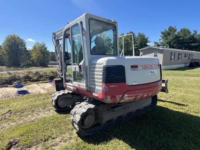 Image of Takeuchi TB175 equipment image 4