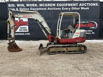 Main image Takeuchi TB250