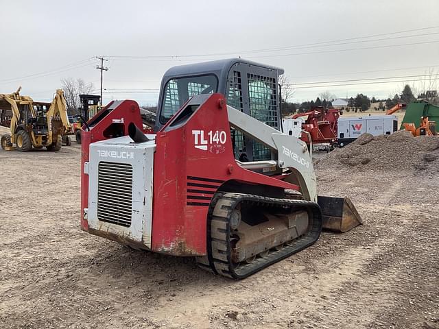 Image of Takeuchi TL140 equipment image 4