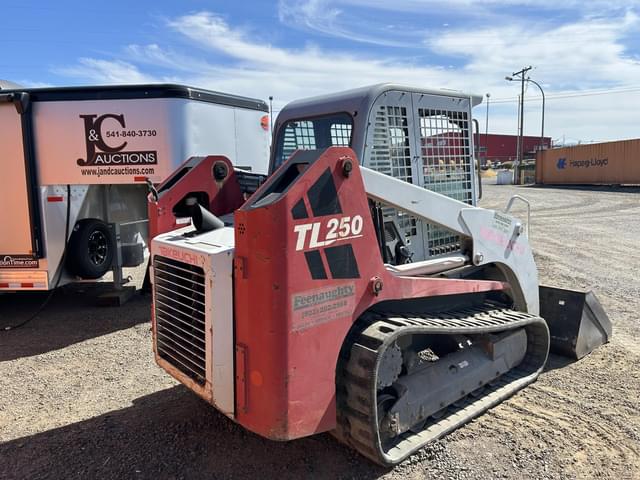 Image of Takeuchi TL250 equipment image 2
