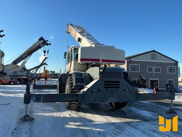 Image of Terex RT335 equipment image 4