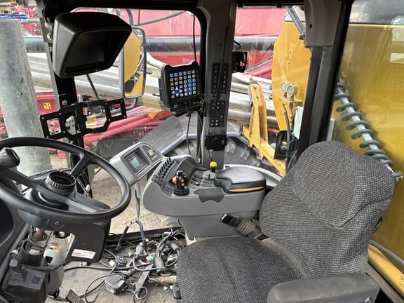 Image of Ag-Chem Terra-Gator 8203 equipment image 4