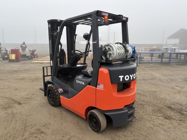 Image of Toyota 8FGCU20 equipment image 3