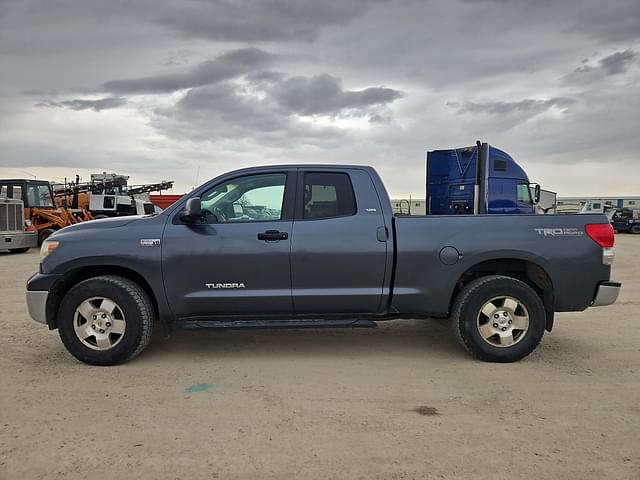 Image of Toyota Tundra equipment image 3