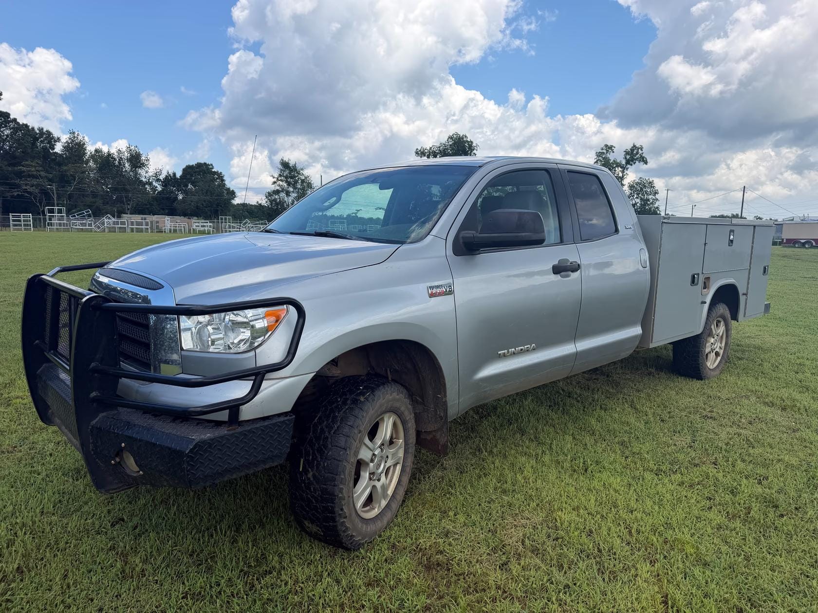 2008 Toyota Tundra Equipment Image0