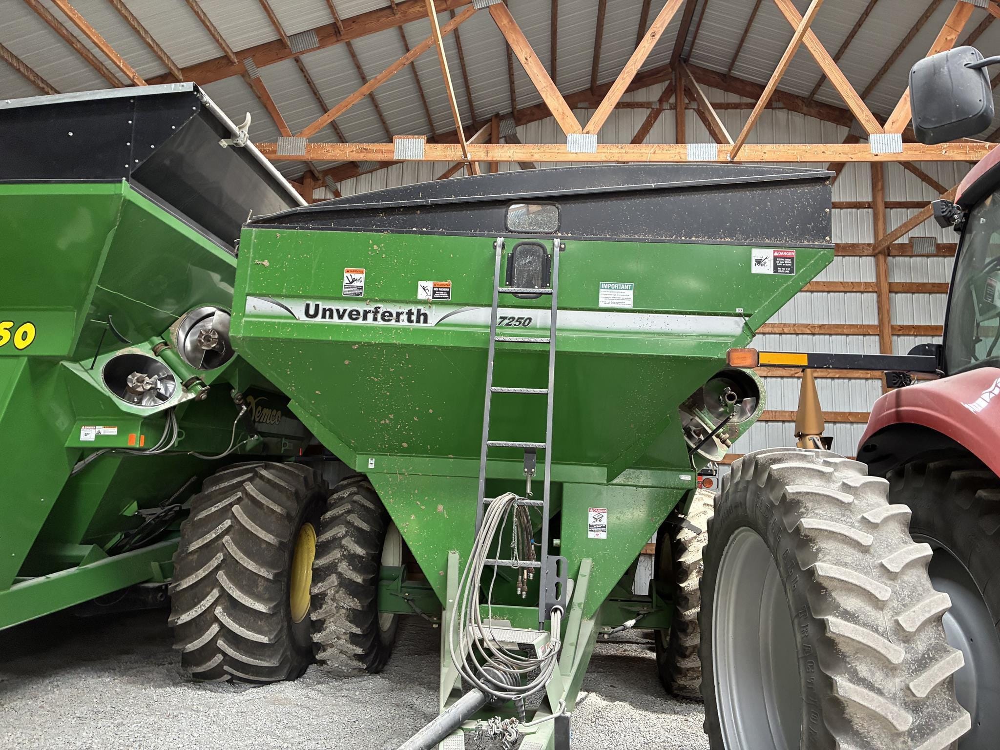 2008 Unverferth 7250 Equipment Image0