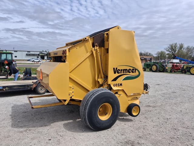 Image of Vermeer 605M equipment image 2