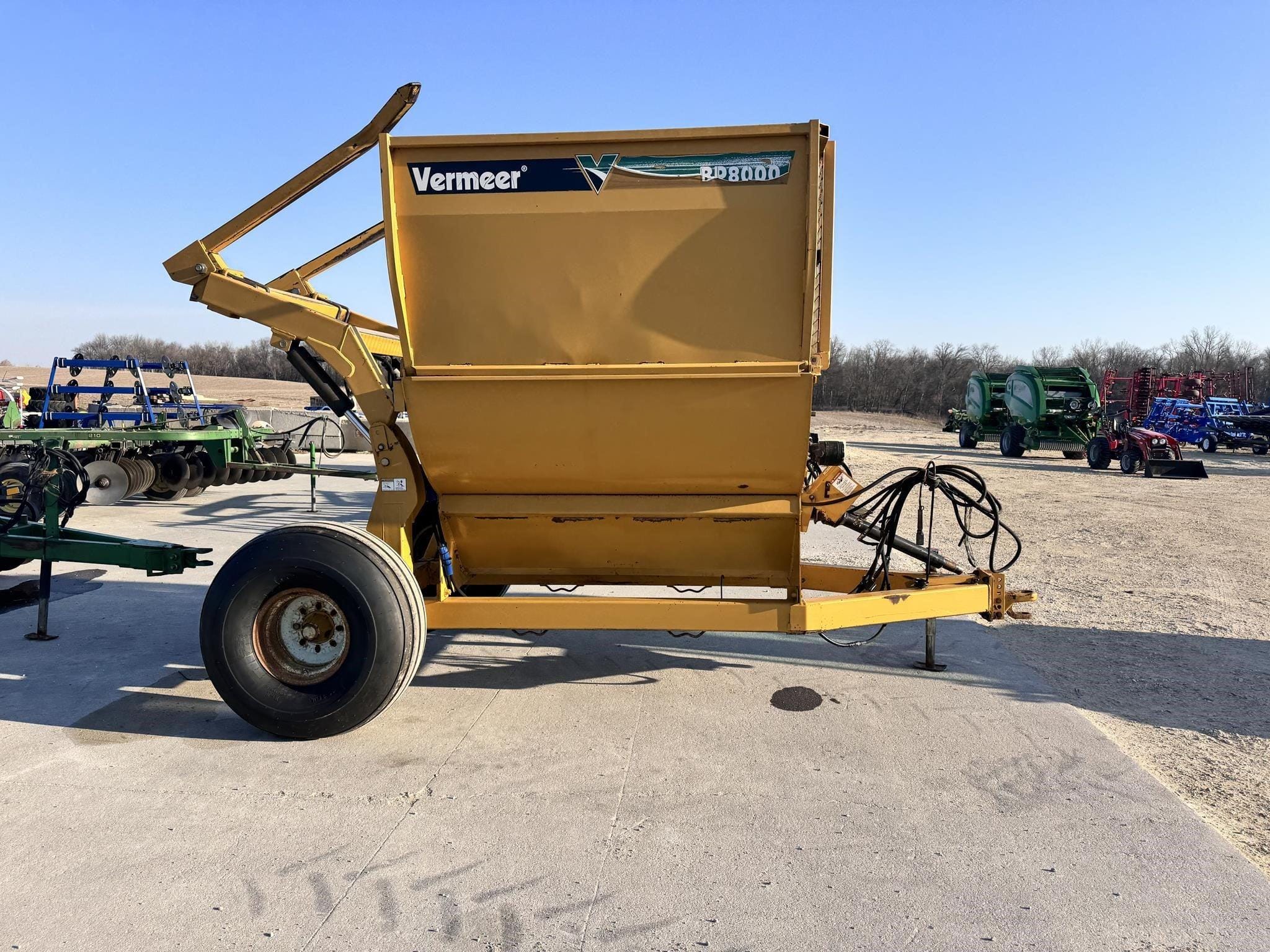2008 Vermeer BP8000 Equipment Image0