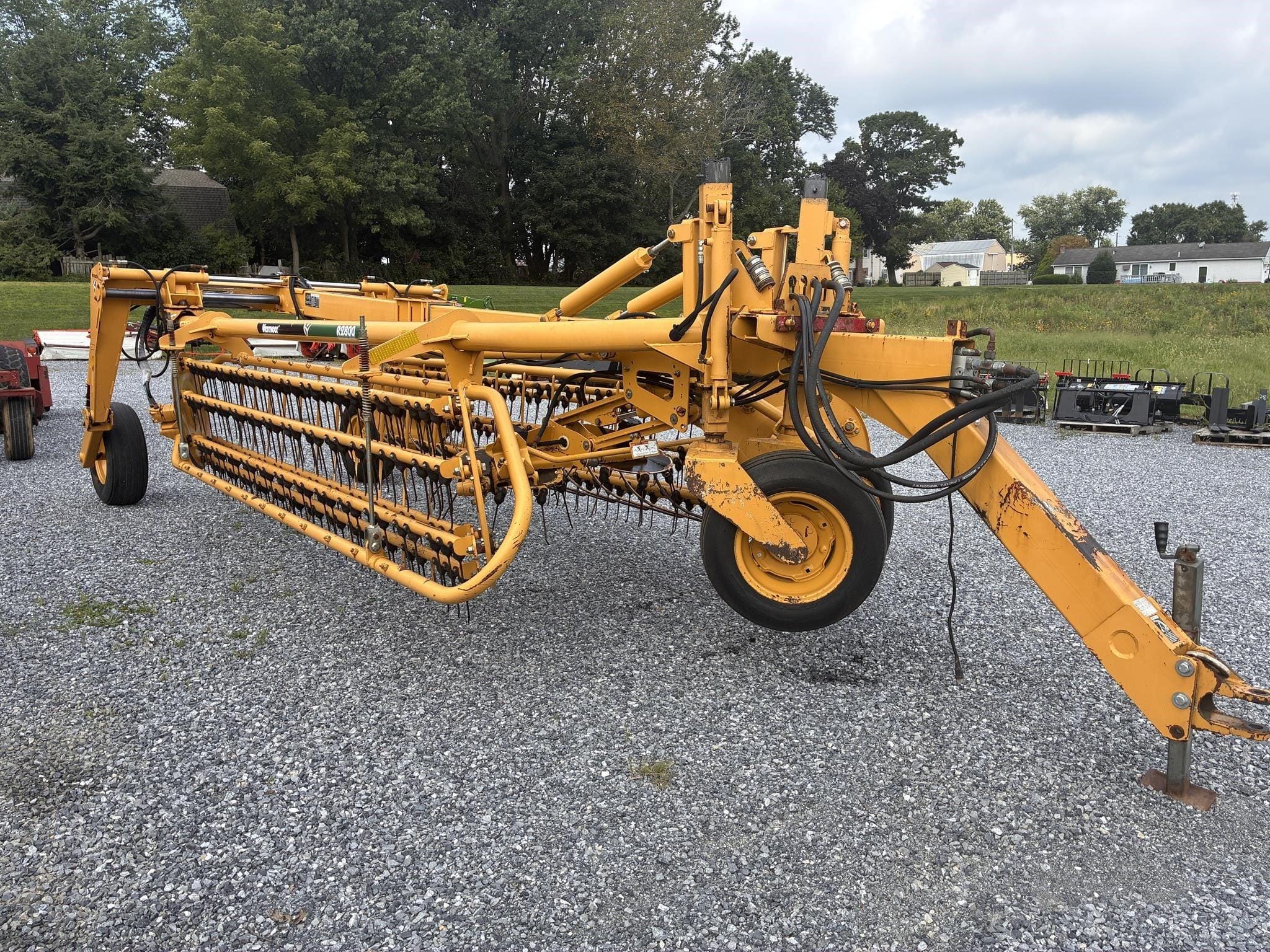 2008 Vermeer R2800 Equipment Image0