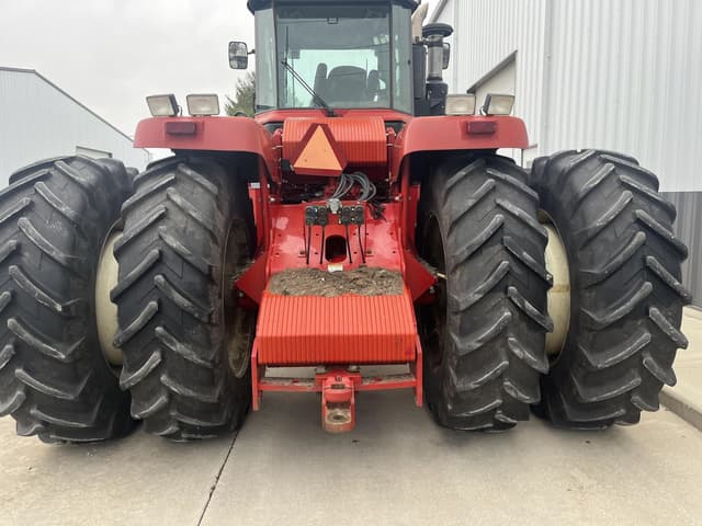 Image of Versatile 2375 equipment image 3