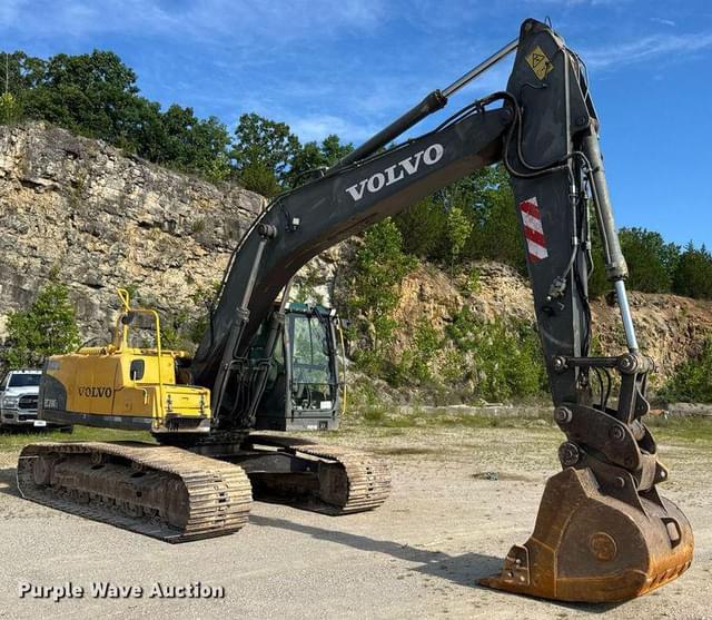 Image of Volvo EC210Cl equipment image 2