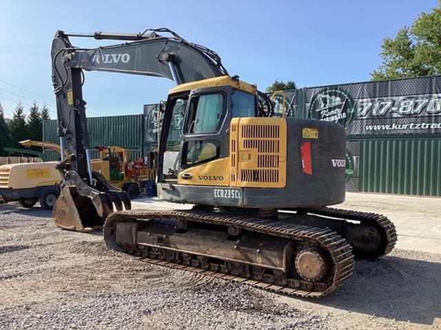Image of Volvo ECR235CL equipment image 1