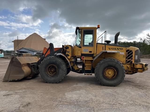 Image of Volvo L110E equipment image 1