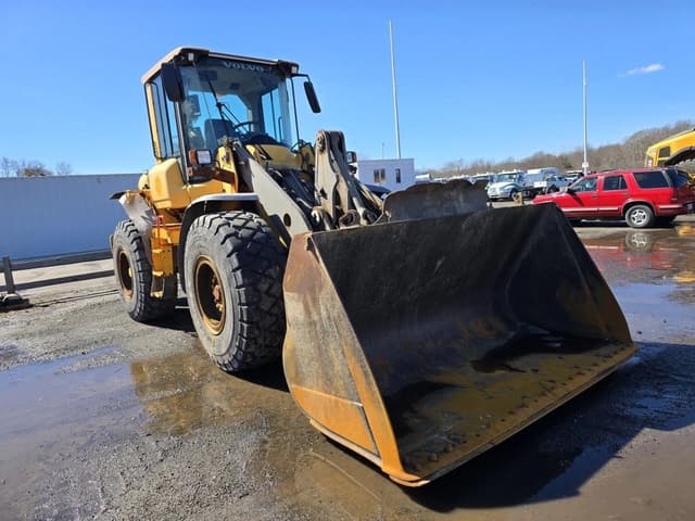 Image of Volvo L70F equipment image 3