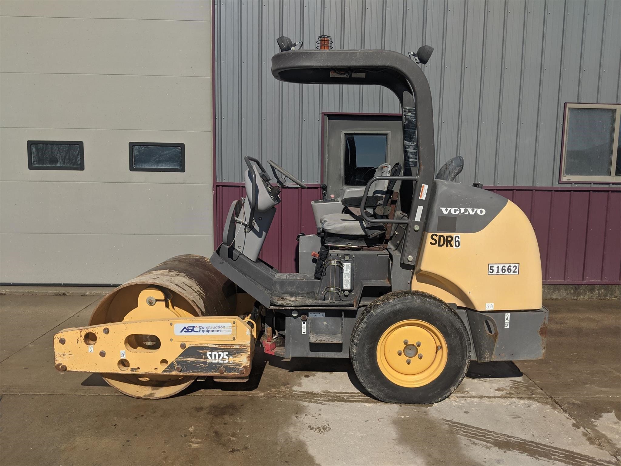 2008 Volvo SD25D Equipment Image0