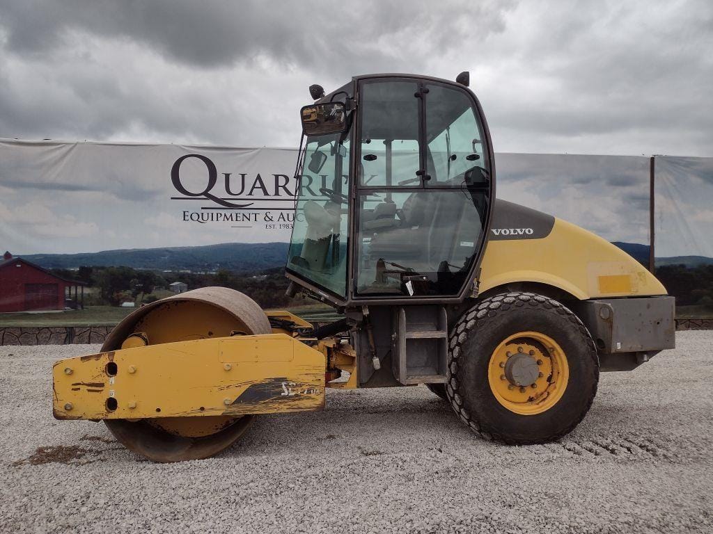 2008 Volvo SD77DX Equipment Image0