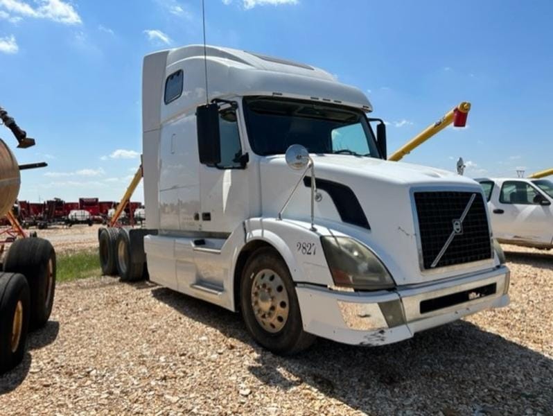 2008 Volvo Undetermined Equipment Image0