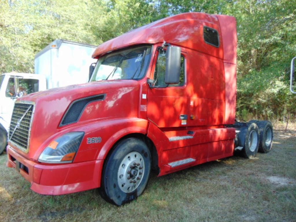 Main image Volvo D12