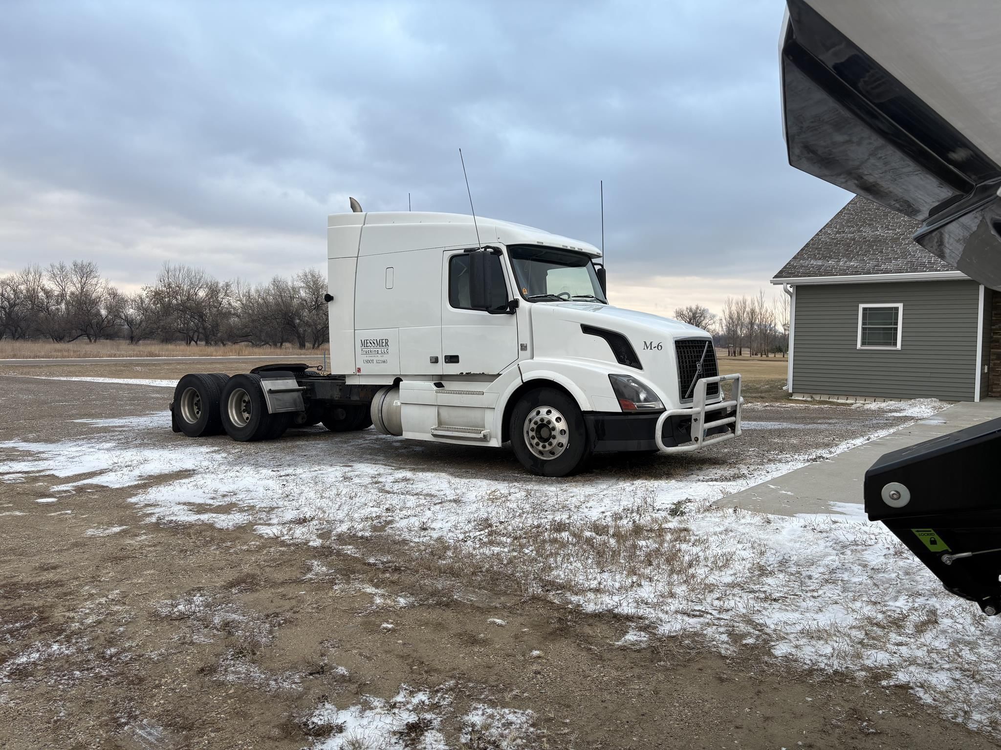 Main image Volvo VNL