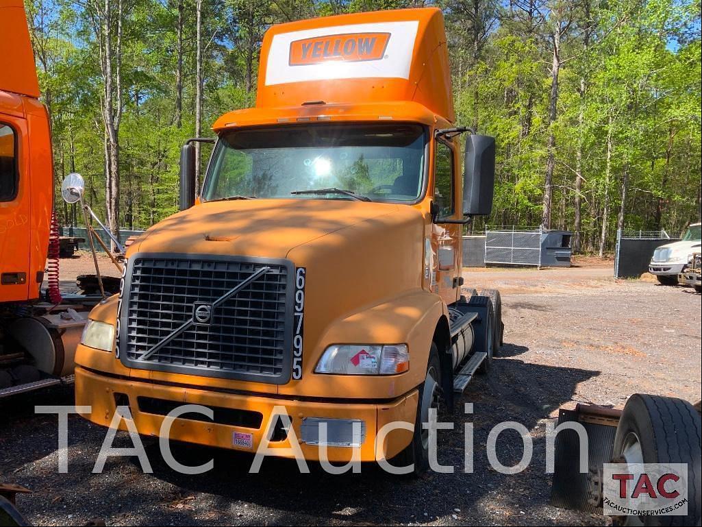 Image of Volvo VNM64T200 Primary image