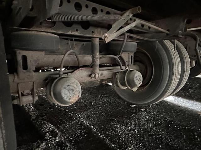 Image of Wabash Dry Van Trailer equipment image 4