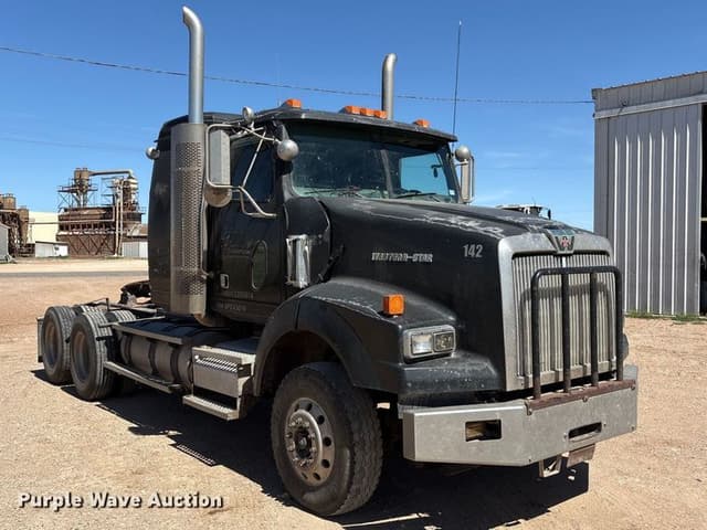 Image of Western Star 4900EX equipment image 2