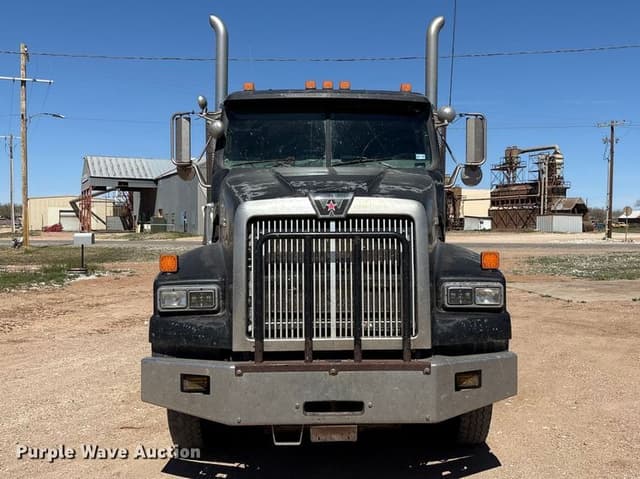 Image of Western Star 4900EX equipment image 1