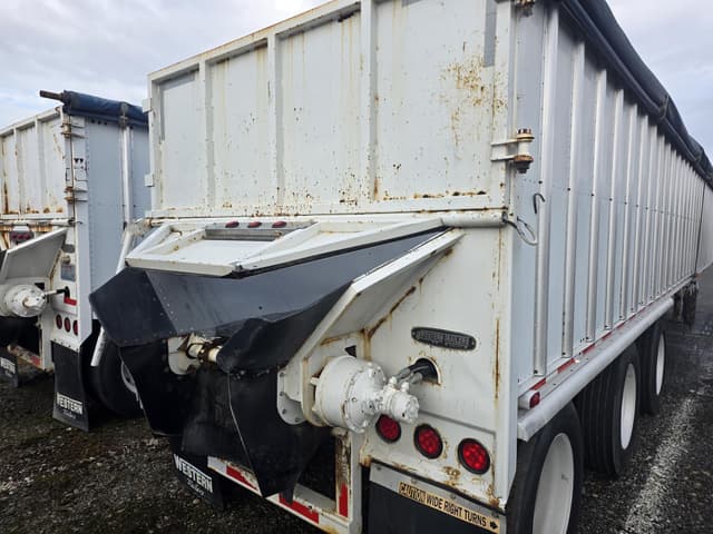 Image of Western Trailers Spud Express equipment image 2