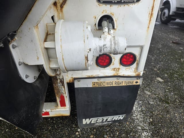 Image of Western Trailers Spud Express equipment image 4