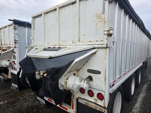 Image of Western Trailers Spud Express equipment image 2