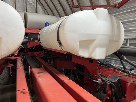 Image of White 8516 equipment image 4