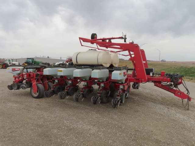 Image of White 8516 equipment image 4