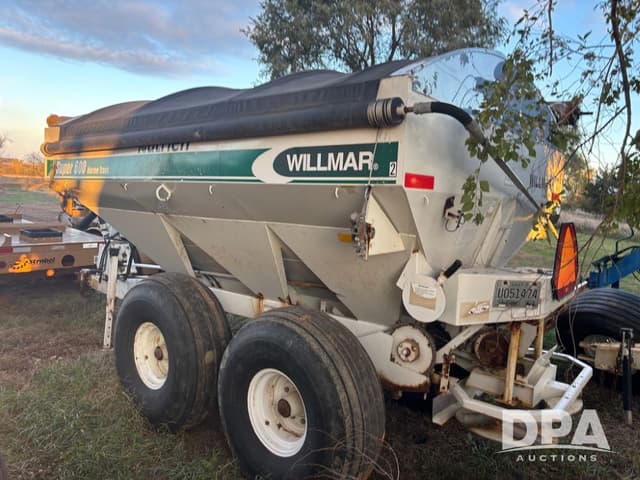 Image of Willmar Super 600 equipment image 3