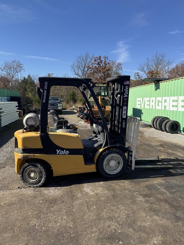 Image of Yale GLP50VXE equipment image 4