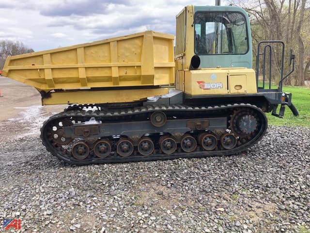 Image of Yanmar C50R equipment image 2