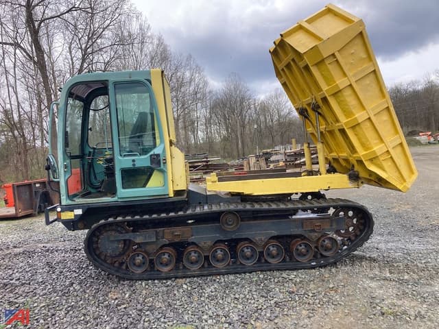 Image of Yanmar C50R equipment image 4